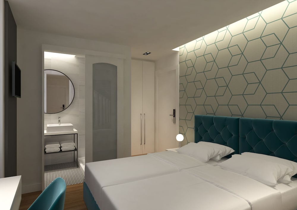 Athenian Montaza Hotel — Hotel rooms in Athens, Attica