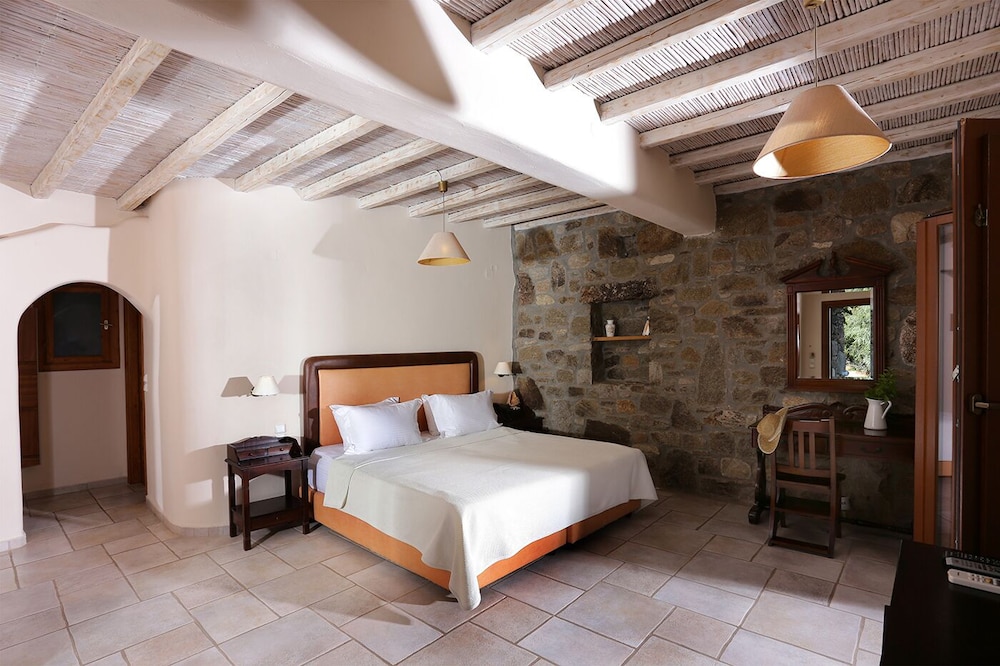 Albatros Club Mykonos — Hotel rooms in Panormos (Mykonos), South Aegean