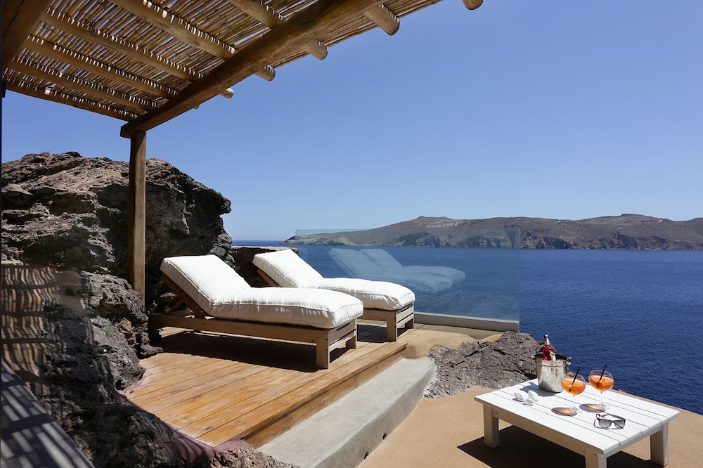 Albatros Club Mykonos — Hotel rooms in Panormos (Mykonos), South Aegean