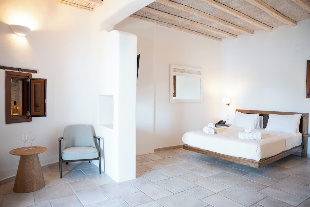 Albatros Club Mykonos — Hotel rooms in Panormos (Mykonos), South Aegean