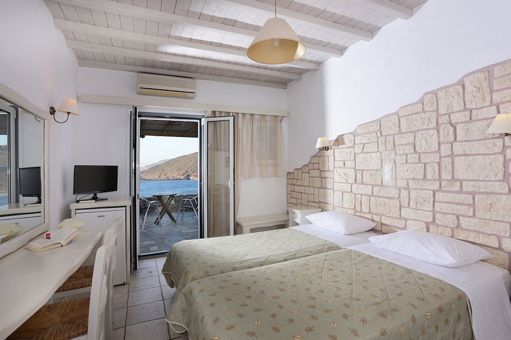 Albatros Club Mykonos — Hotel rooms in Panormos (Mykonos), South Aegean