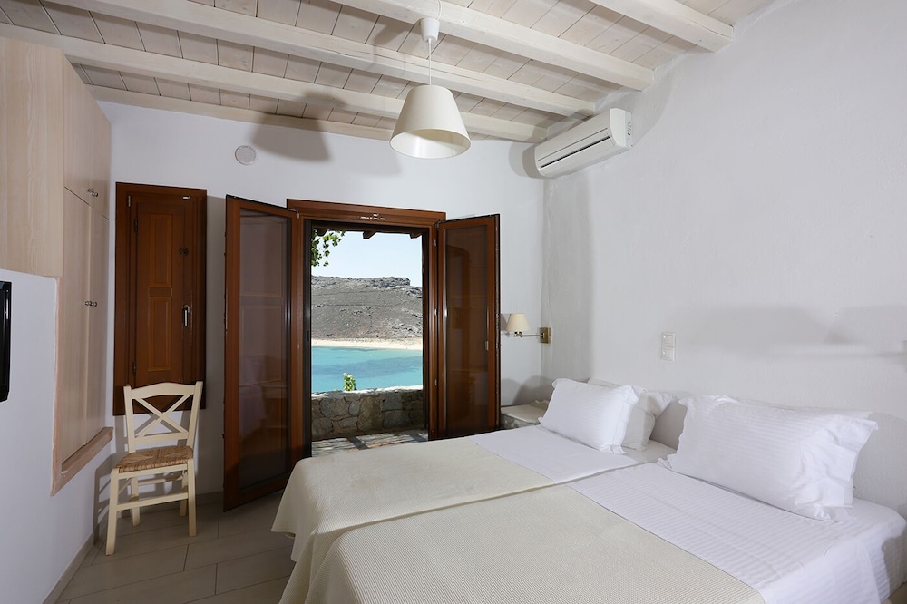 Albatros Club Mykonos — Hotel rooms in Panormos (Mykonos), South Aegean