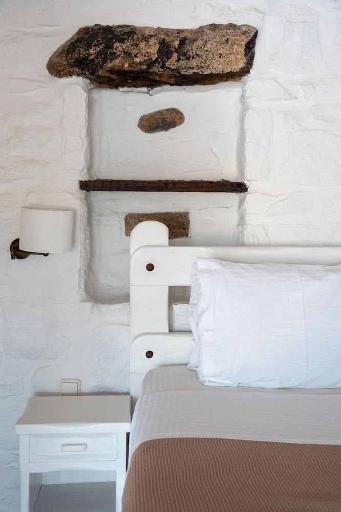 Albatros Club Mykonos — Hotel rooms in Panormos (Mykonos), South Aegean