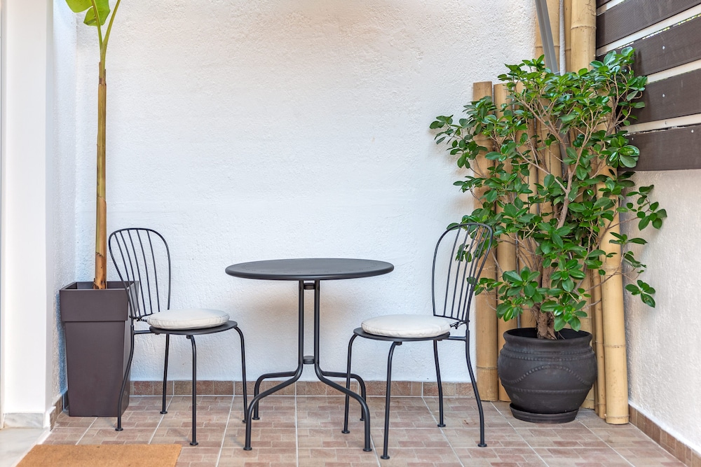 Costa Azzurra Hotel — Restaurant & bars in Skala (Kefalonia), Ionian Islands