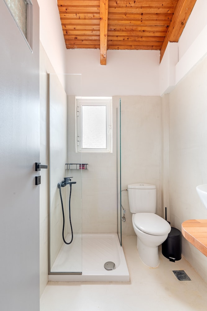 Costa Azzurra Hotel — Hotel rooms in Skala (Kefalonia), Ionian Islands
