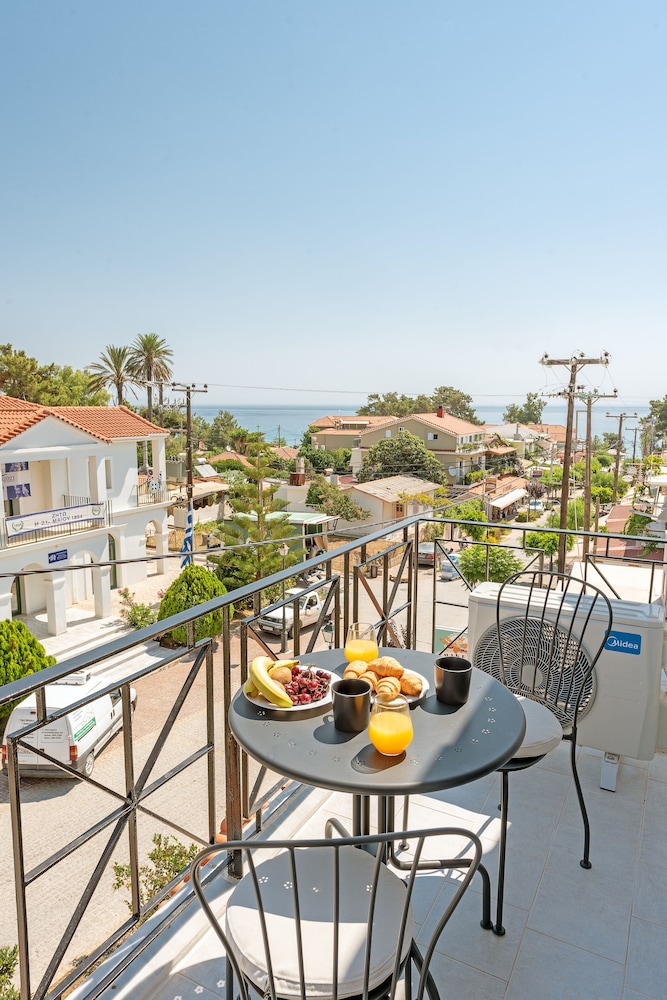 Costa Azzurra Hotel - zdjęcie 2