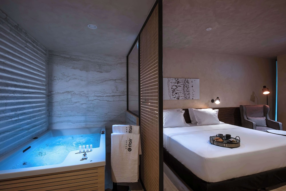 Chania Flair Boutique Hotel, Tapestry Collection by Hilton — Hotel rooms in Chania