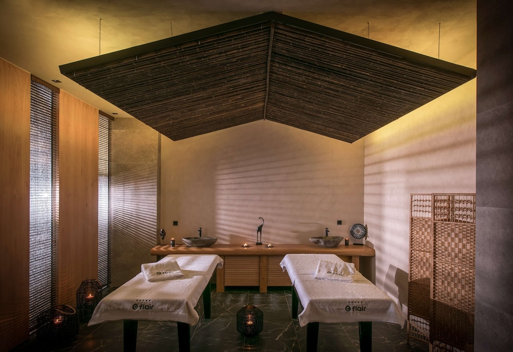 Chania Flair Boutique Hotel, Tapestry Collection by Hilton — Spa in Chania