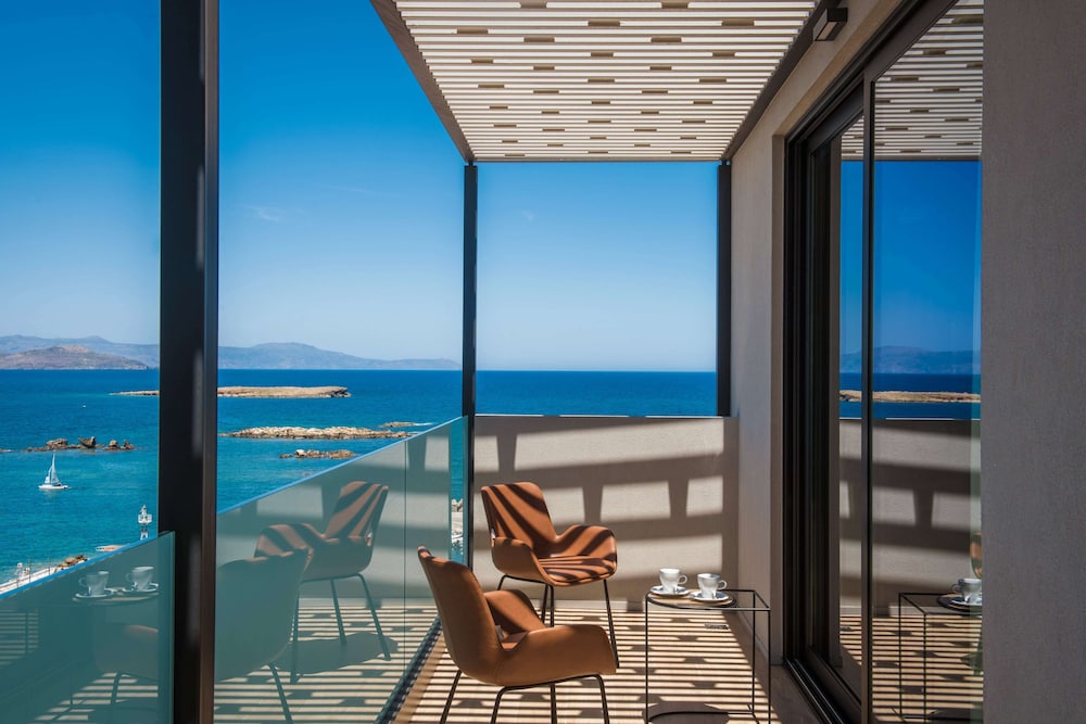 Chania Flair Boutique Hotel, Tapestry Collection by Hilton — Hotel rooms in Chania