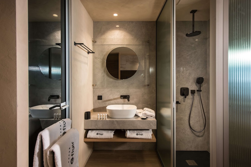 Chania Flair Boutique Hotel, Tapestry Collection by Hilton — Hotel rooms in Chania