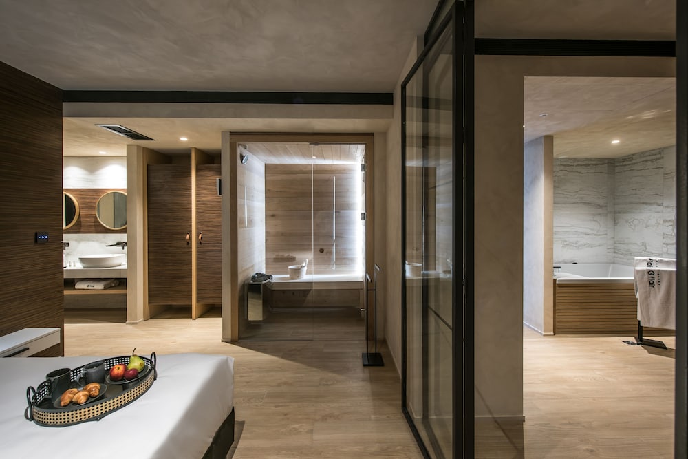 Chania Flair Boutique Hotel, Tapestry Collection by Hilton — Hotel rooms in Chania