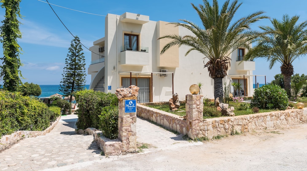 Musela Studios — Hotel building in Rethymnon