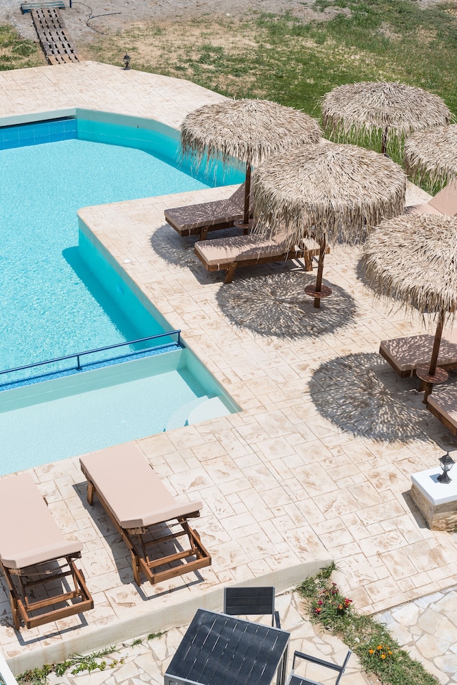 Musela Studios — Swimming pool in Rethymnon