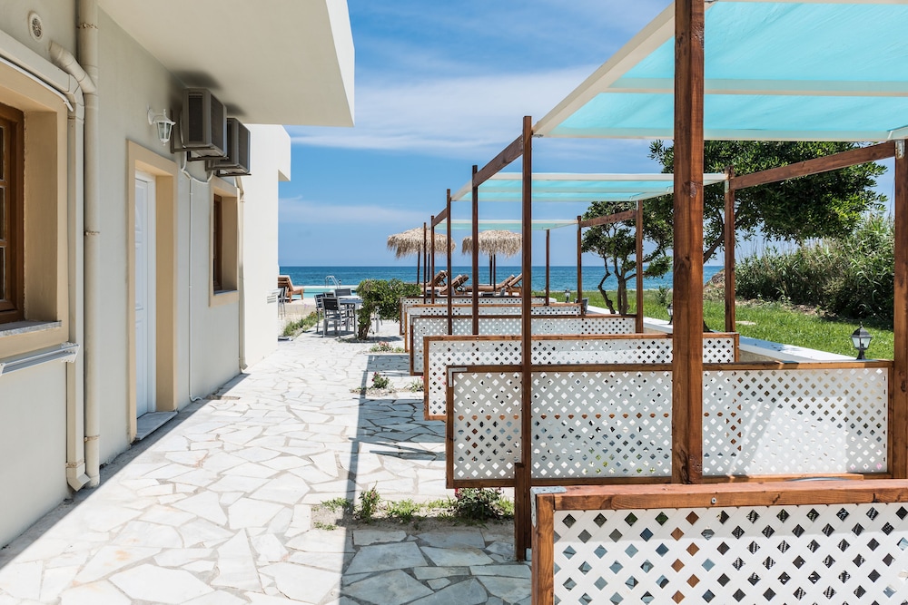 Musela Studios — Beach in Rethymnon