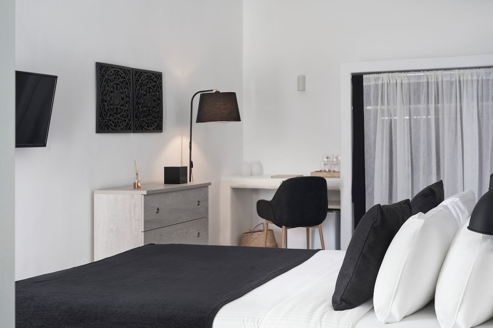 Mr and Mrs White Oia – Santorini — Hotel rooms in Oia, South Aegean