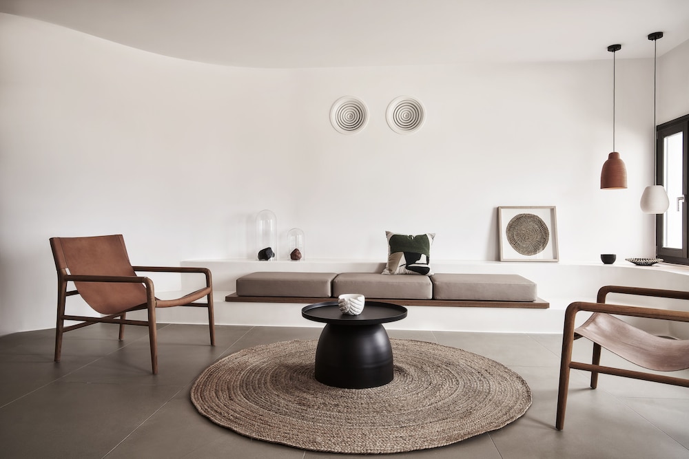 Orama Hotel & Spa — Hotel rooms in Karterados, South Aegean