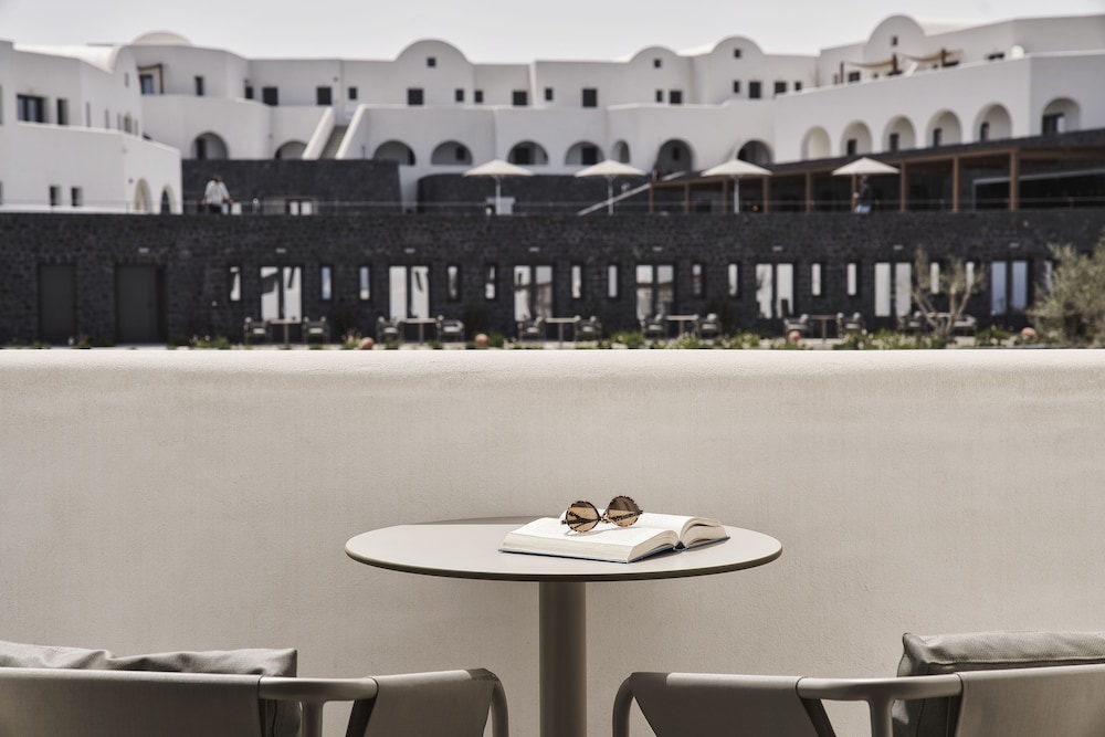 Orama Hotel & Spa — Restaurant & bars in Karterados, South Aegean