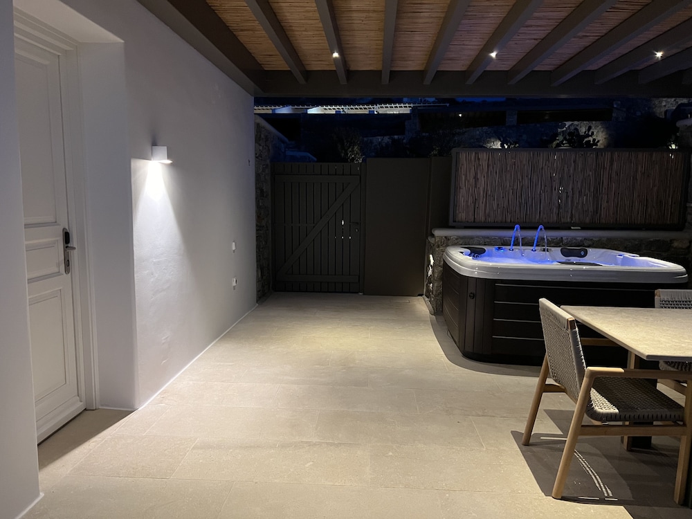 Bonzoe Suites & Villas — Spa in Mykonos Town, South Aegean