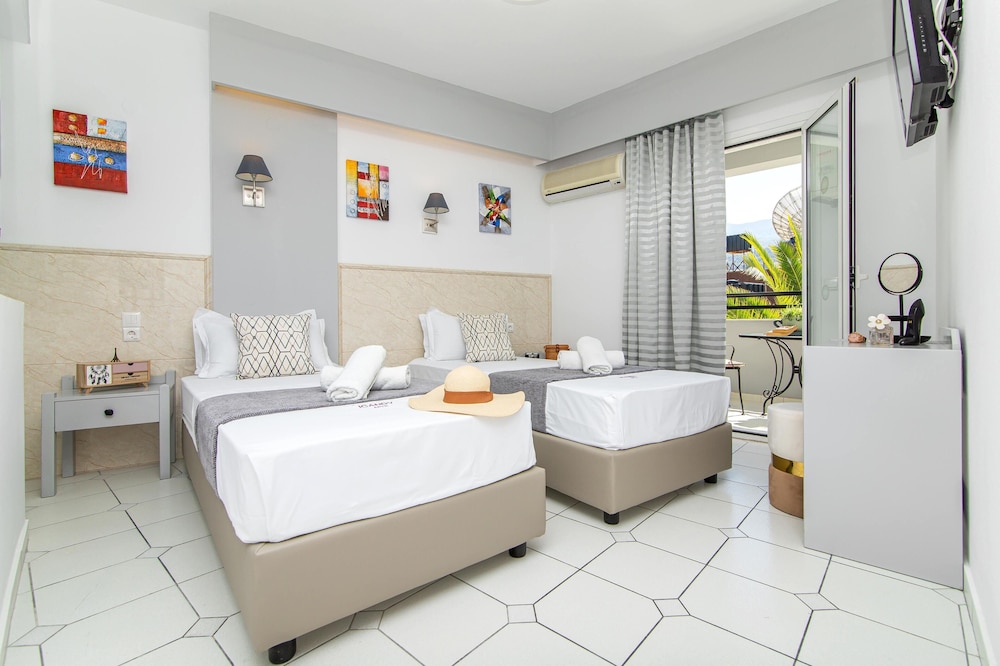 ICandy Sol — Hotel rooms in Malia