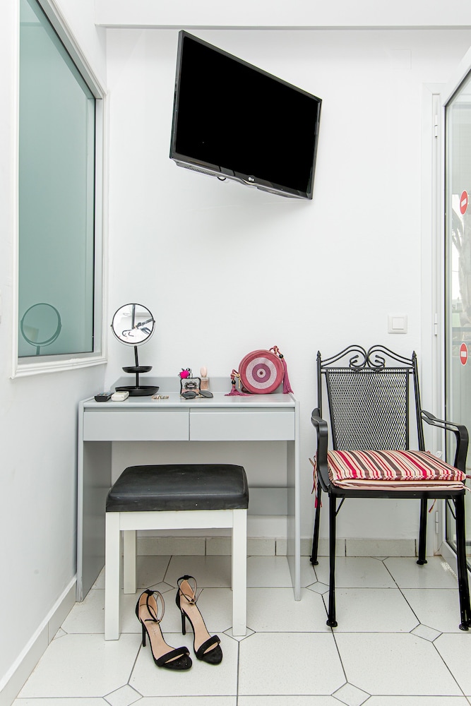 ICandy Sol — Hotel rooms in Malia