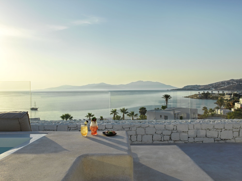 Mykonos Earth Suites - Adults Only — Restaurant & bars in Mykonos Town, South Aegean