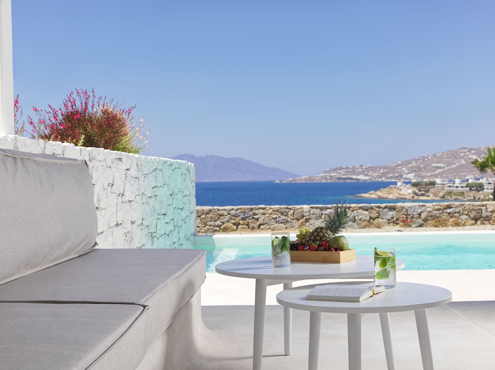 Mykonos Earth Suites - Adults Only — Swimming pool in Mykonos Town, South Aegean