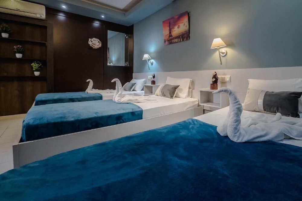Cloud 9 Hotel Shisha & Cocktail Bar - Adults Only — Rooms in Malia