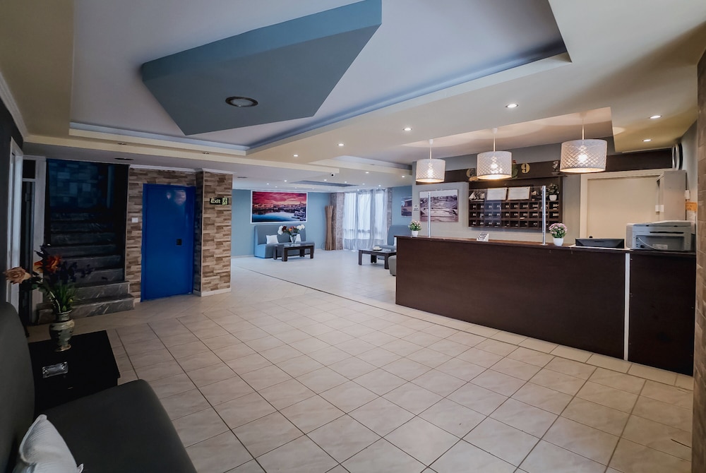 Cloud 9 Hotel Shisha & Cocktail Bar - Adults Only — Shared spaces in Malia