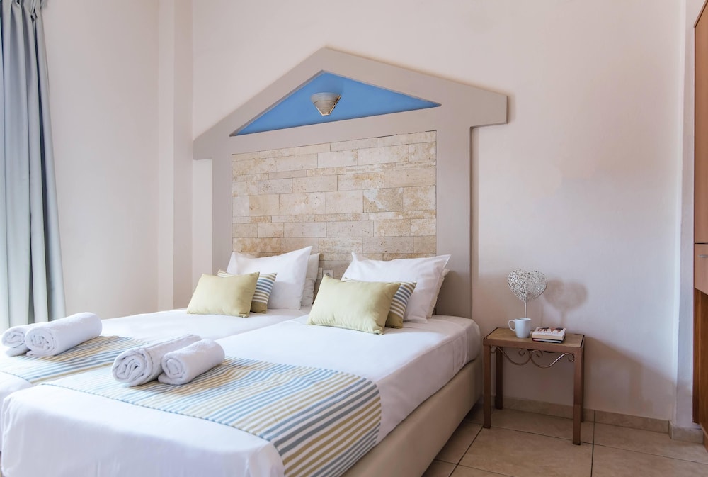 Casa Ilios — Hotel rooms in Malia