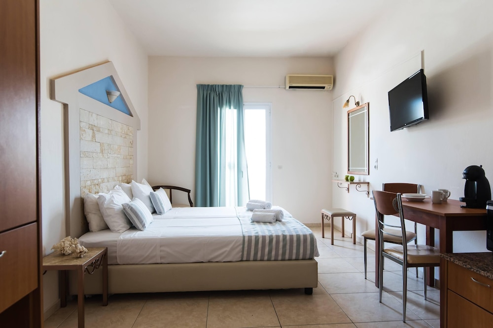 Casa Ilios — Hotel rooms in Malia