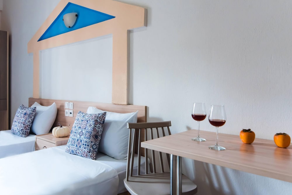 Ilios Malia Hotel Resort — Hotel rooms in Malia