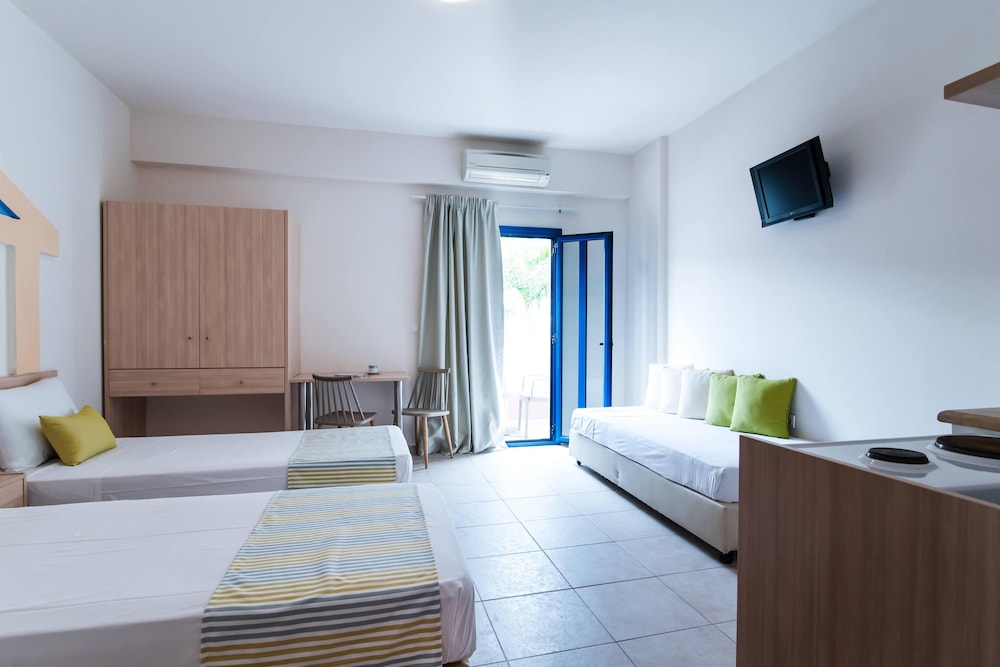 Ilios Malia Hotel Resort — Hotel rooms in Malia