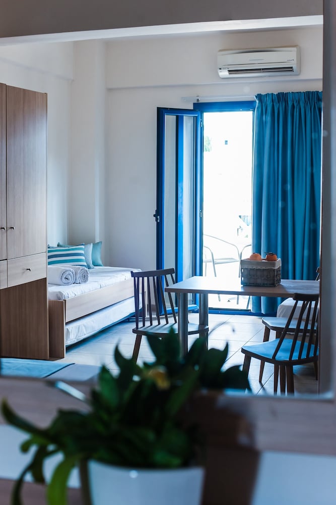 Ilios Malia Hotel Resort — Hotel rooms in Malia