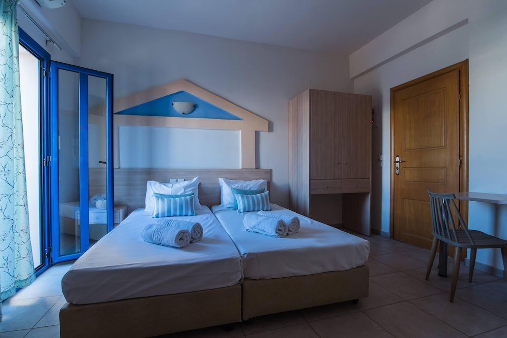 Ilios Malia Hotel Resort — Hotel rooms in Malia