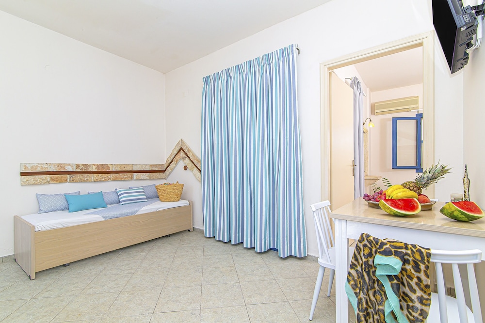 Ilios Malia Hotel Resort — Hotel rooms in Malia