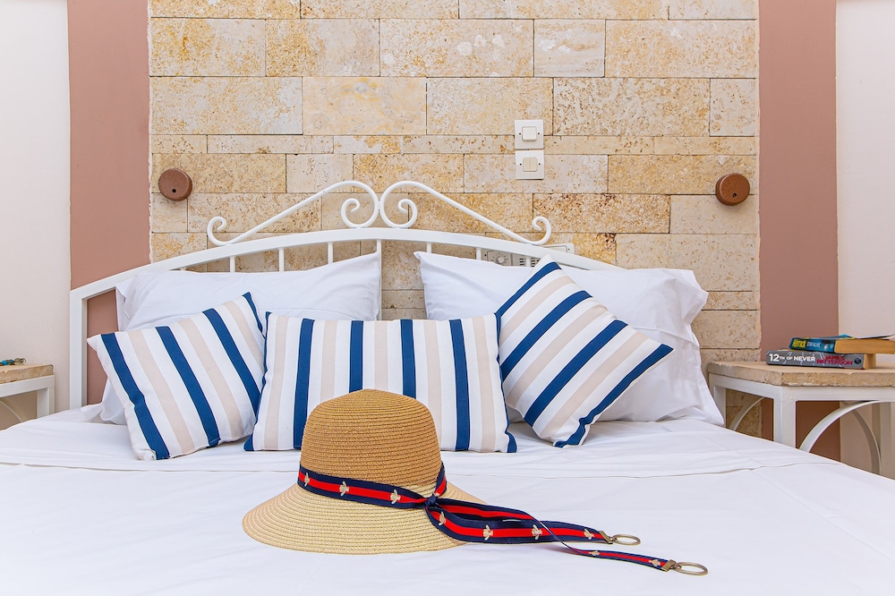 Ilios Malia Hotel Resort — Hotel rooms in Malia