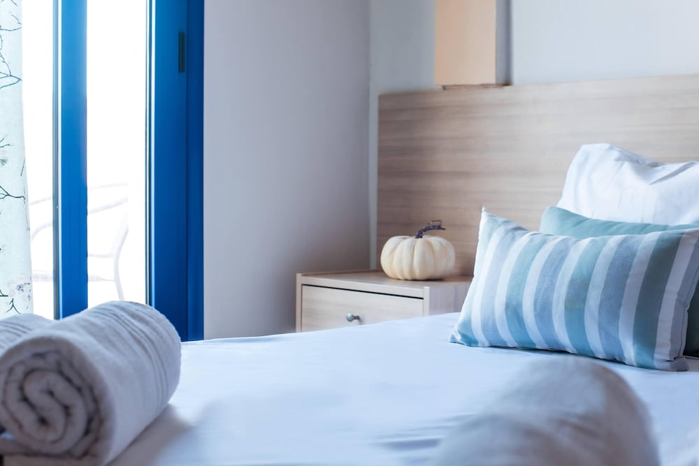 Ilios Malia Hotel Resort — Hotel rooms in Malia