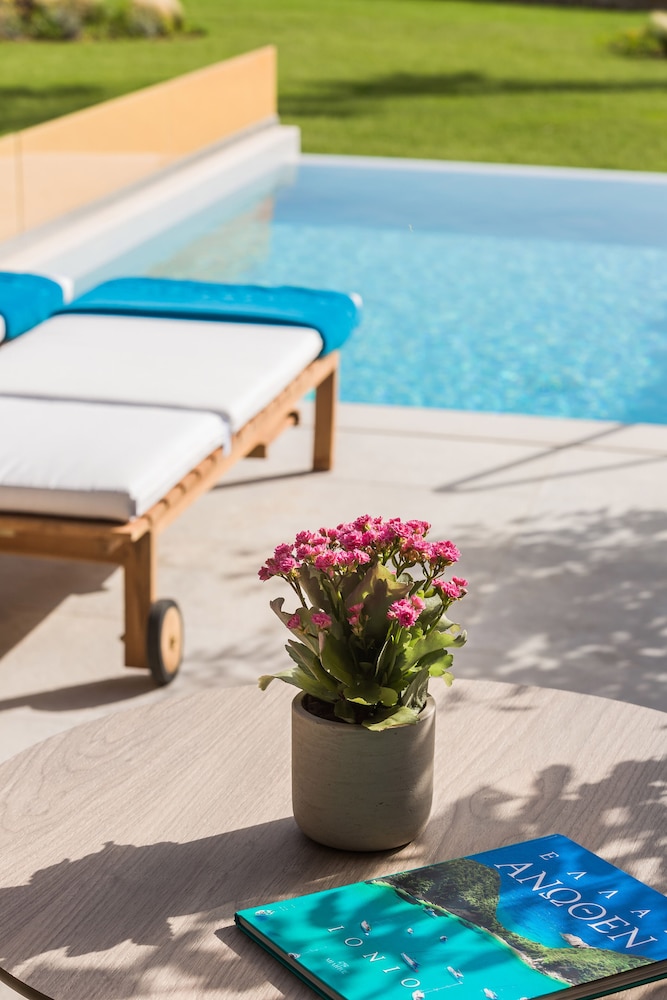 Electra Kefalonia Hotel & Spa — Swimming pool in Svoronata, Ionian Islands