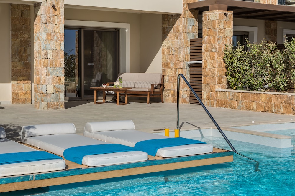 Electra Kefalonia Hotel & Spa — Swimming pool in Svoronata, Ionian Islands
