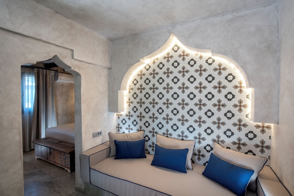 Decan Concept Boutique Estate — Hotel rooms in Rhodes Town, South Aegean