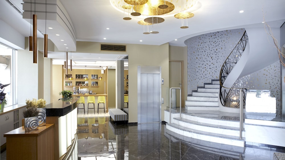 Athens Tiare by Mage Hotels — Restaurant & bars in Athens, Attica