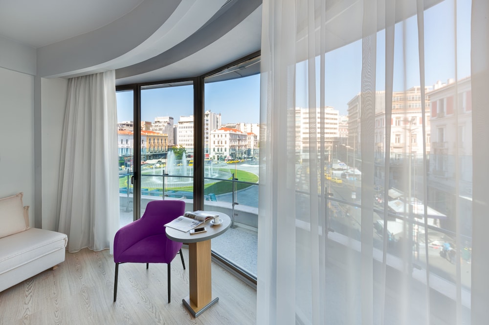 Athens Tiare by Mage Hotels — Hotel rooms in Athens, Attica