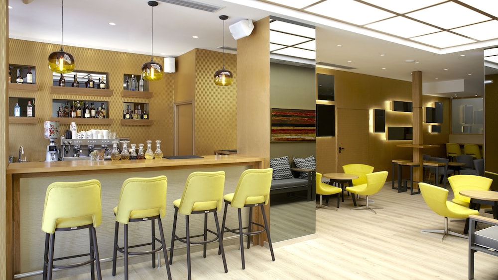 Athens Tiare by Mage Hotels — Restaurant & bars in Athens, Attica