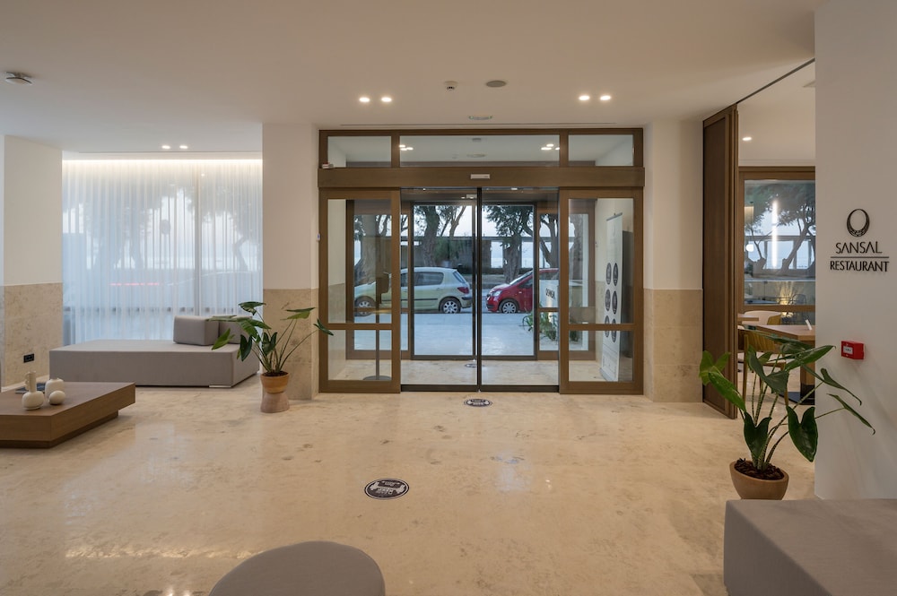 SanSal Boutique Hotel – Adults & Children 11+ — Hotel building in Chania