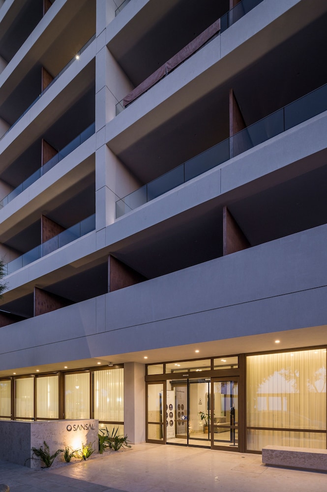 SanSal Boutique Hotel – Adults & Children 11+ — Hotel building in Chania