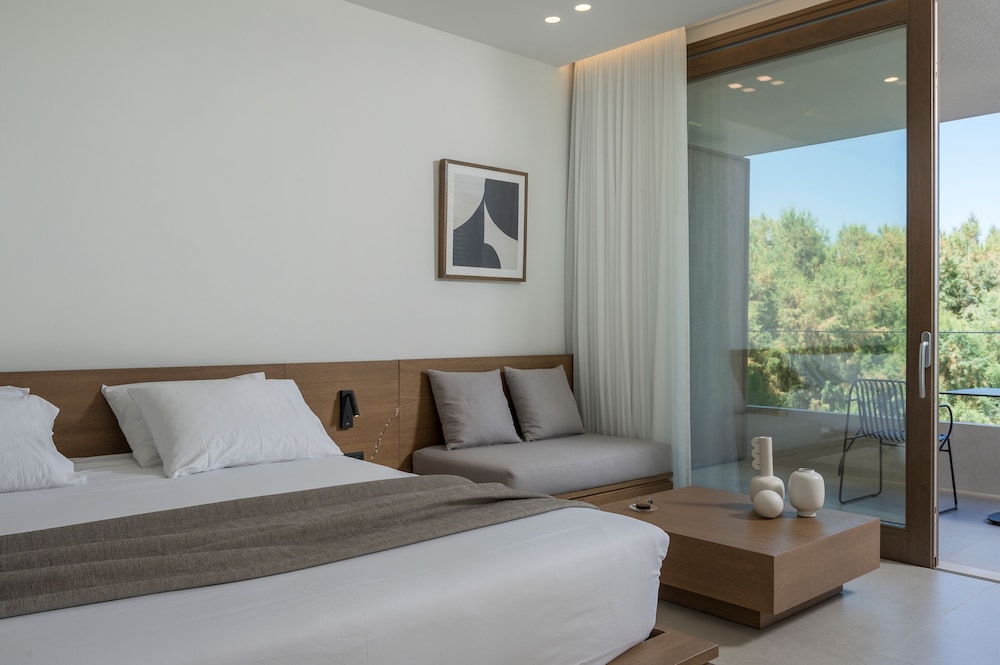 SanSal Boutique Hotel – Adults & Children 11+ — Hotel rooms in Chania