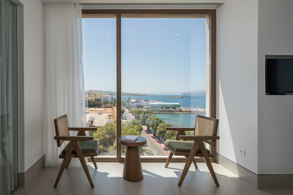 SanSal Boutique Hotel – Adults & Children 11+ — Hotel rooms in Chania