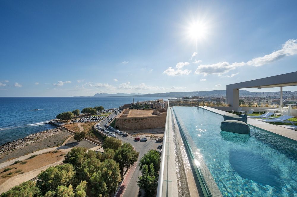 SanSal Boutique Hotel – Adults & Children 11+