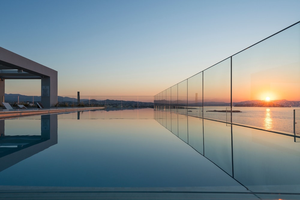SanSal Boutique Hotel – Adults & Children 11+ — Swimming pool in Chania