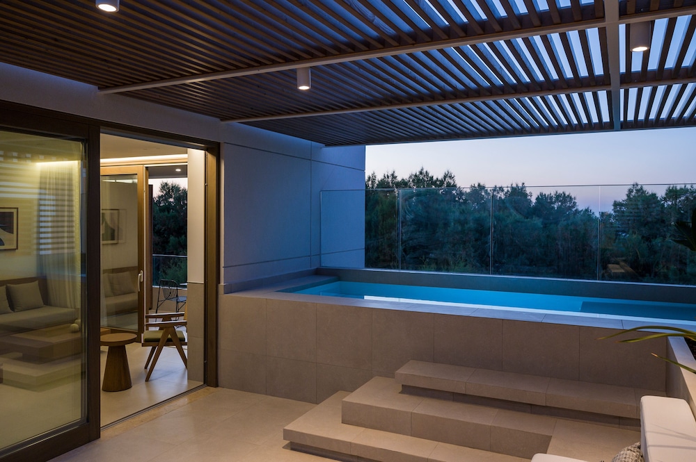 SanSal Boutique Hotel – Adults & Children 11+ — Swimming pool in Chania